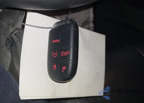 2019 Jeep Grand Cherokee Limited X 4X4 z USA, uszkodzony, nr VIN 1C4RJFBG4KC666345